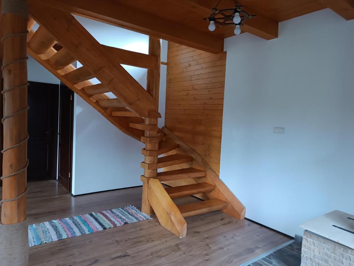 Csencso Vendeghaz Apartment Ciumani